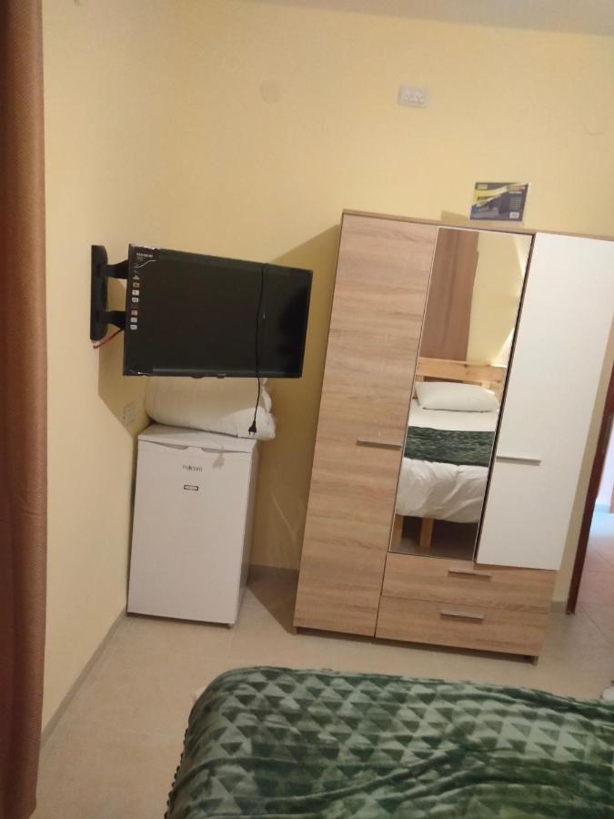 Seedi Yousef Hostel & Cafe Nazareth Luaran gambar