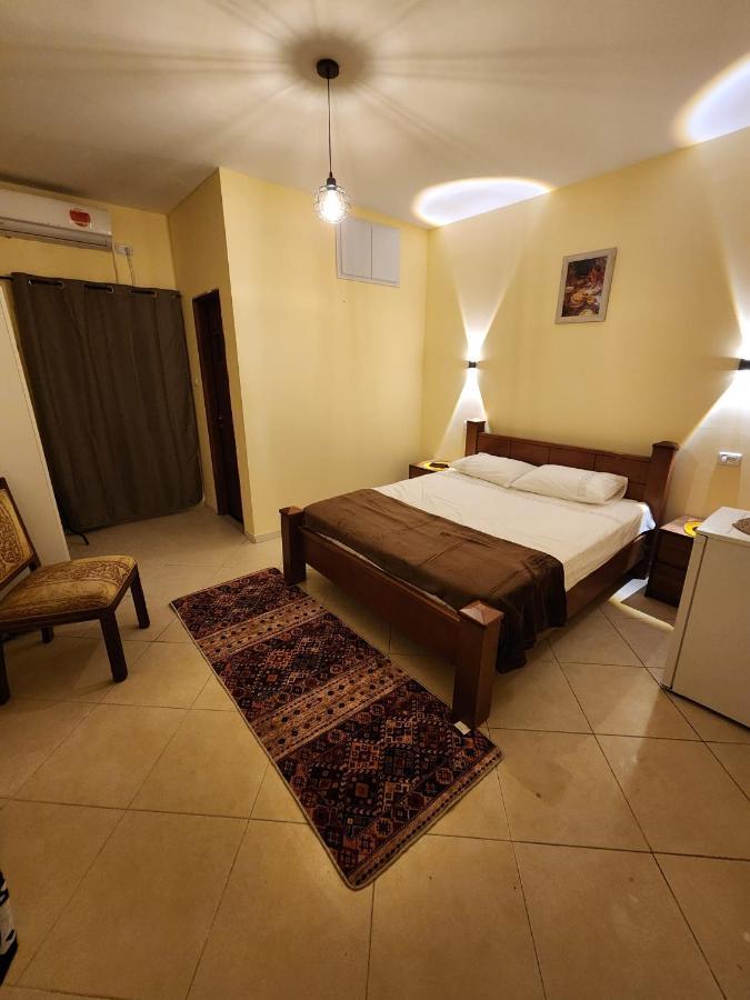 Seedi Yousef Hostel & Cafe Nazareth Luaran gambar