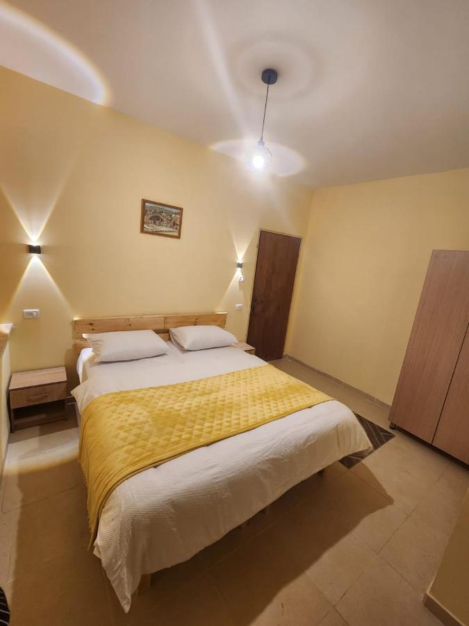 Seedi Yousef Hostel & Cafe Nazareth Luaran gambar